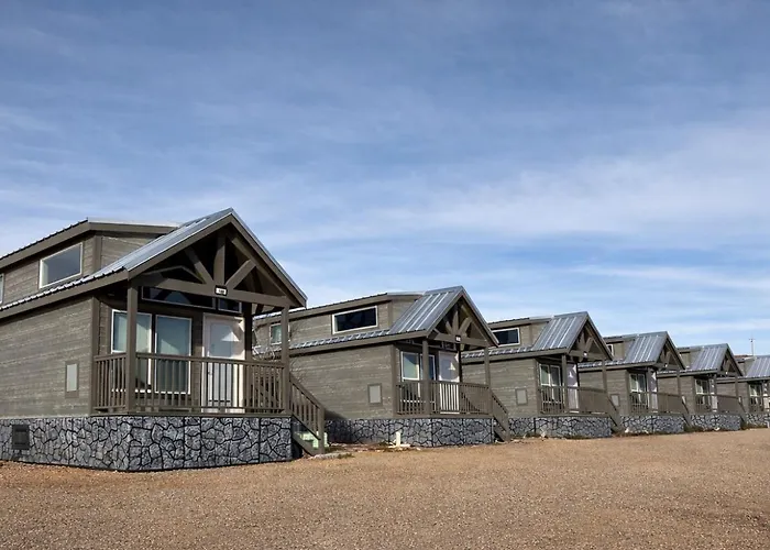 Powell - Tiny King Lodge *